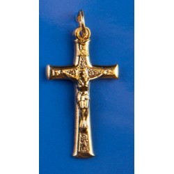 Gold plated Crucifix. 226/87.