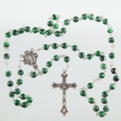 Green Glass Rosary Beads. 470/40.