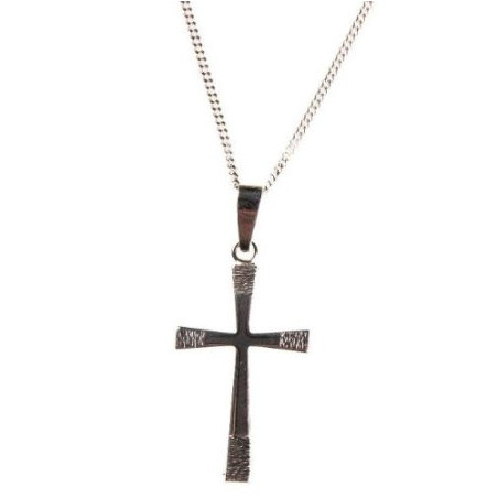 Sterling Silver Patterned Tipped Cross and Necklet . 27/195 .